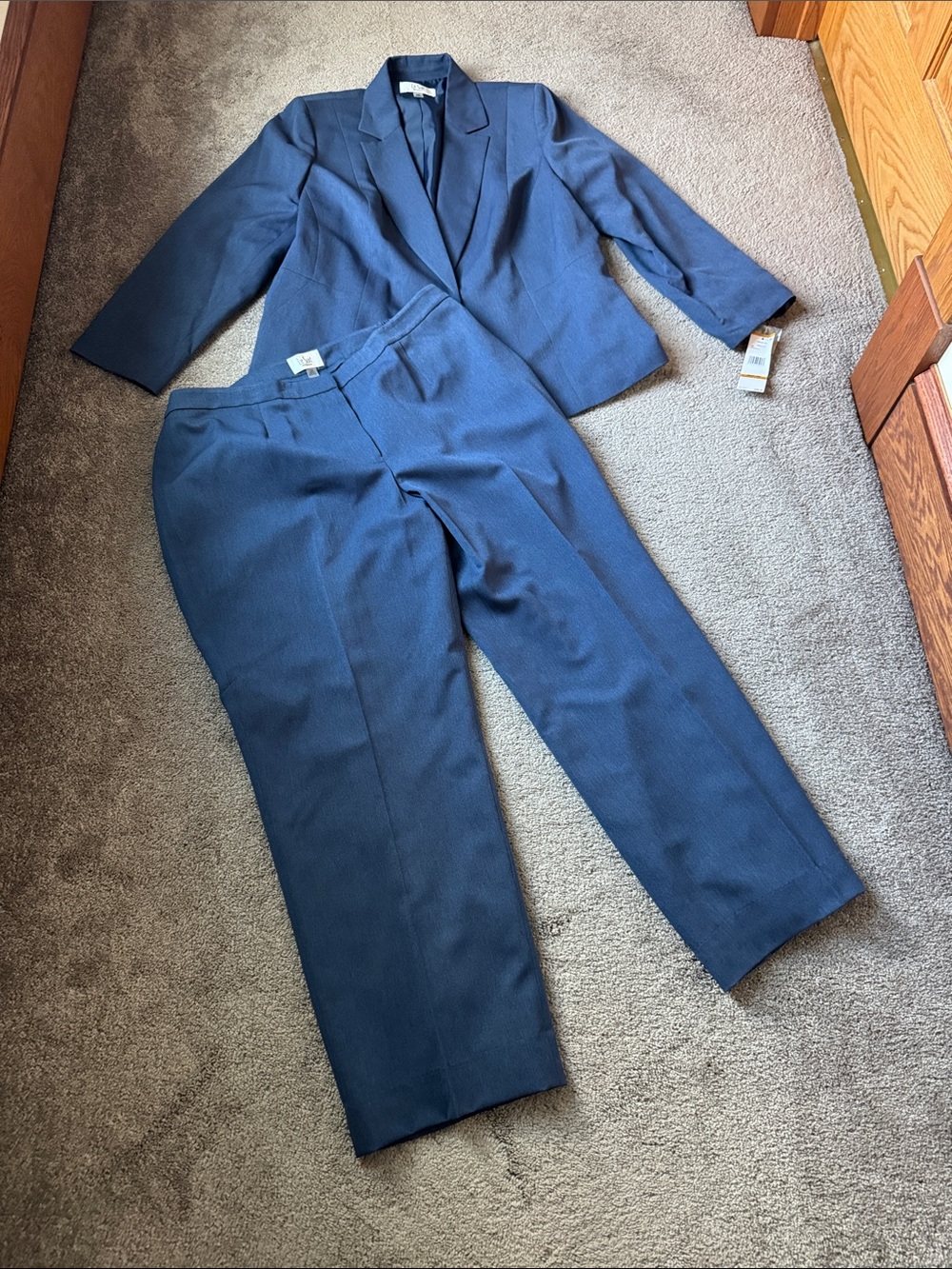 Le Suit Blue Pant Suit Set Blazer Dress Pants Career Workwear SIZE 16W NWT